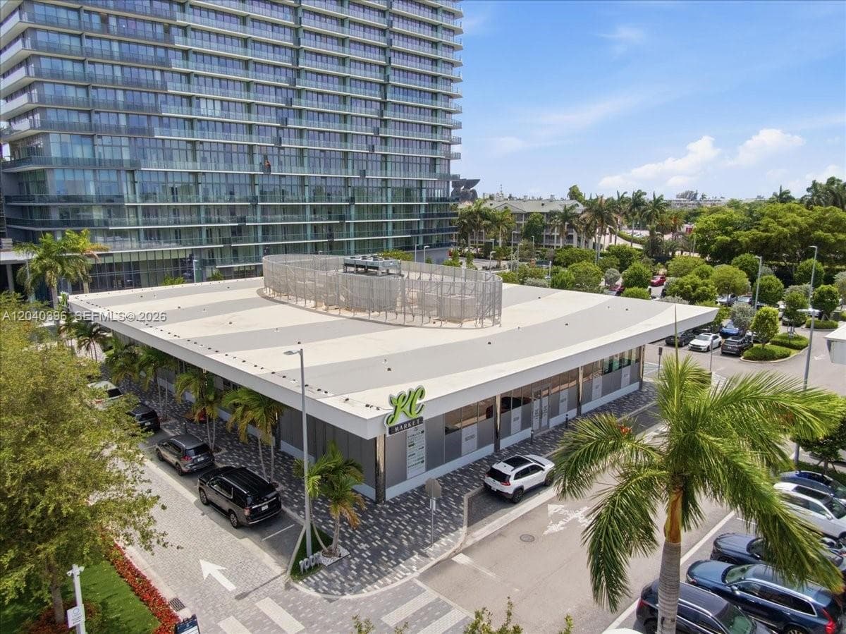 1002 E Hallandale Beach Blvd # 101