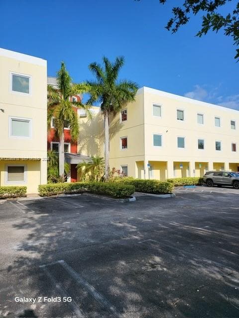 12595 SW 137th Ave # 311