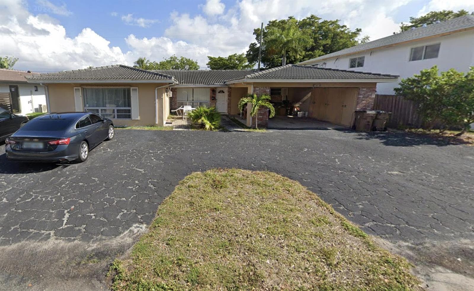 1421 SE 4th Street