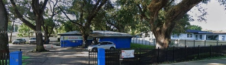 2818 NW 169th Ter