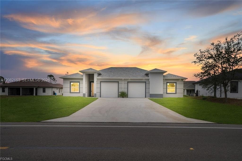 4648/4650 Leonard Blvd S