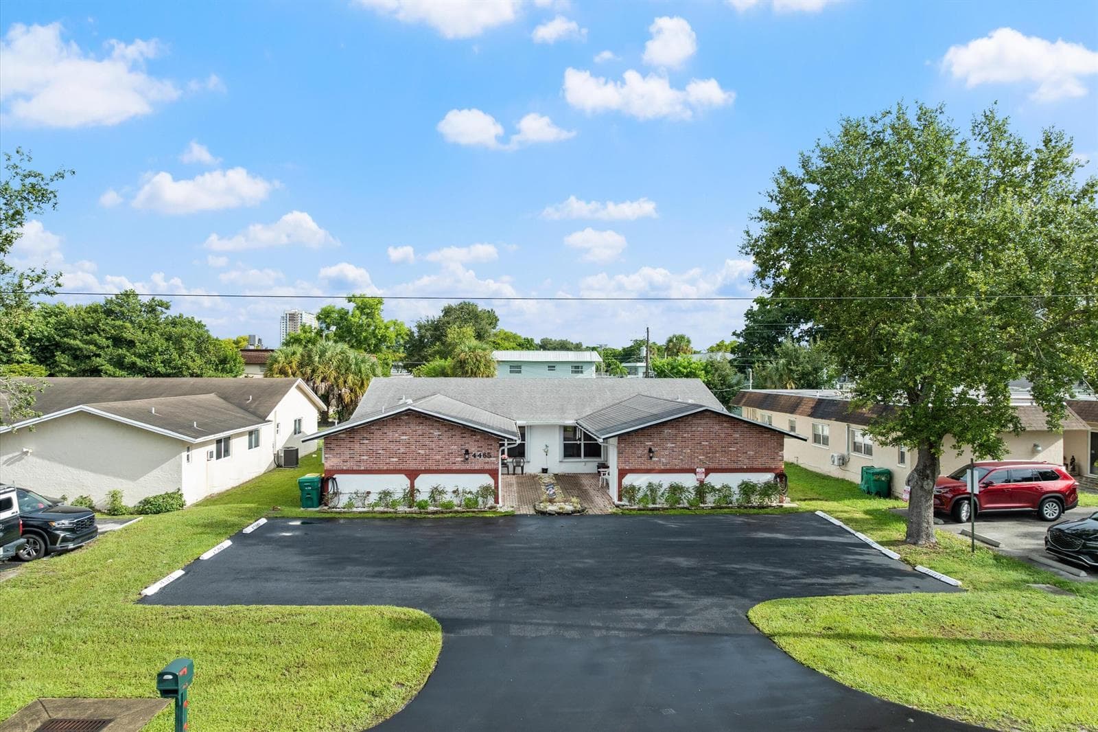 4465 SW 54th Court