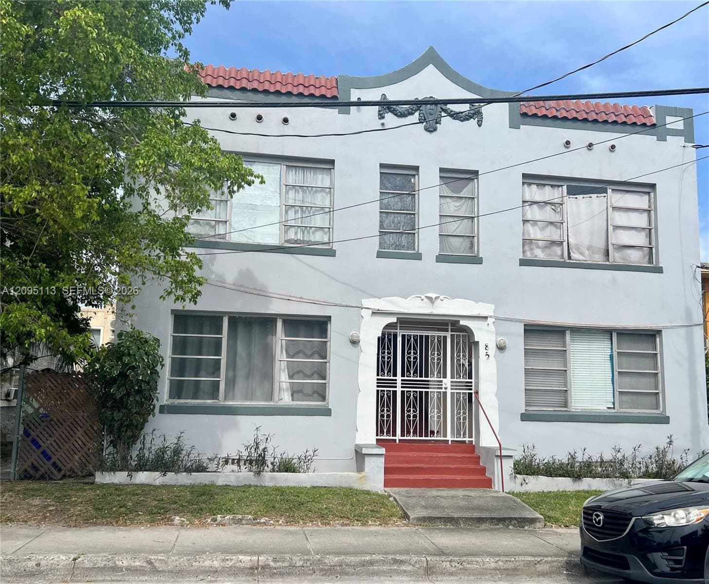 85 NW 17th Pl