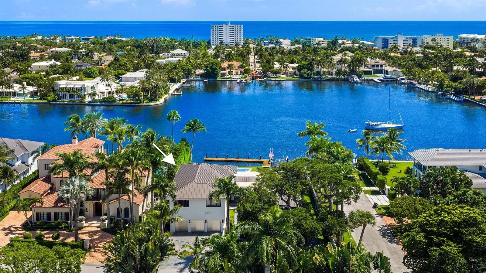 201 Palm Trail